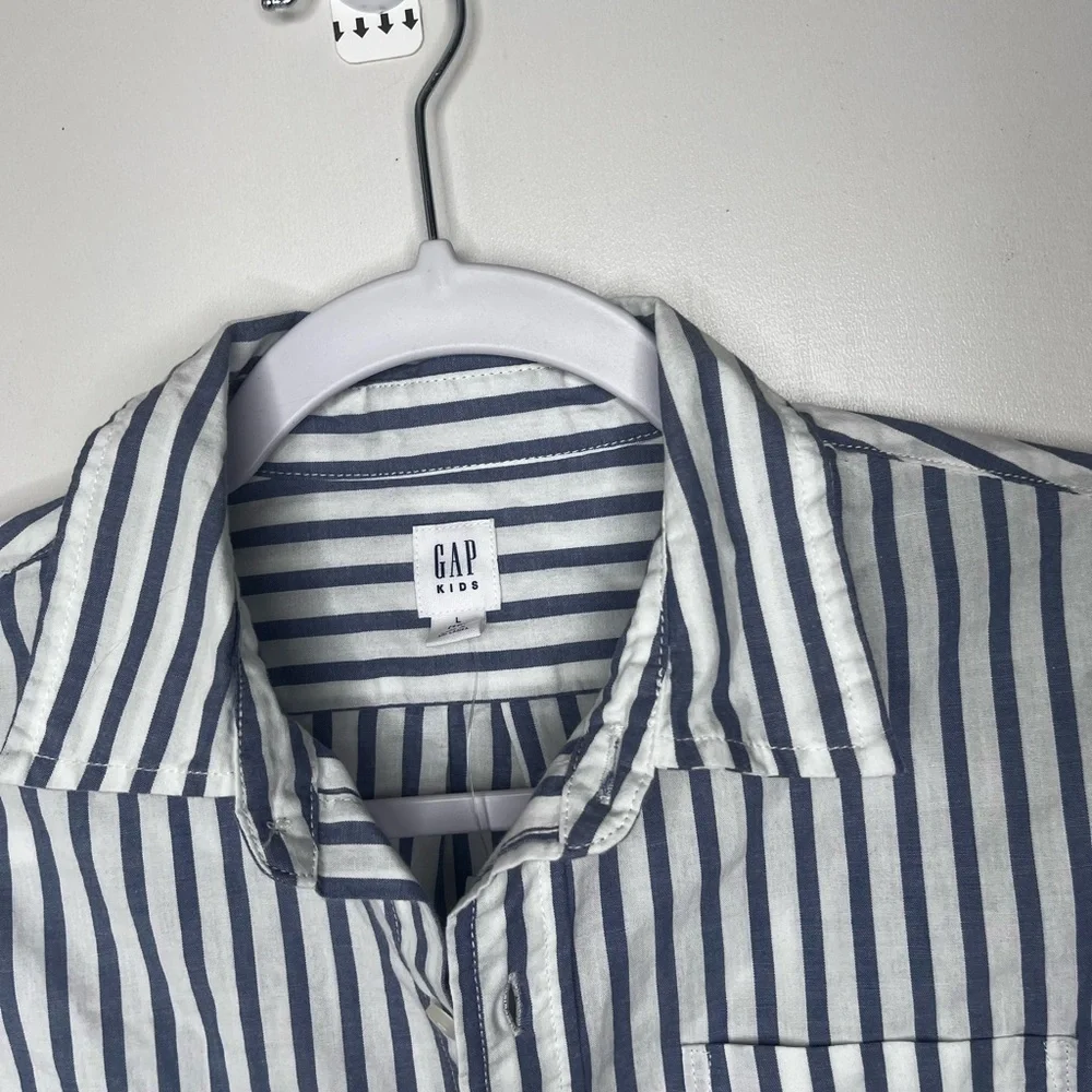 GAP KIDS Blue and White Striped Button Down Shirt